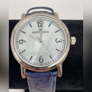 Anne Klein Silver Tone MOP Dial Watch blue needs new battery’s